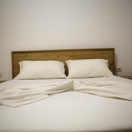 Green-Garden Apartmets ساراندا المظهر الخارجي الصورة