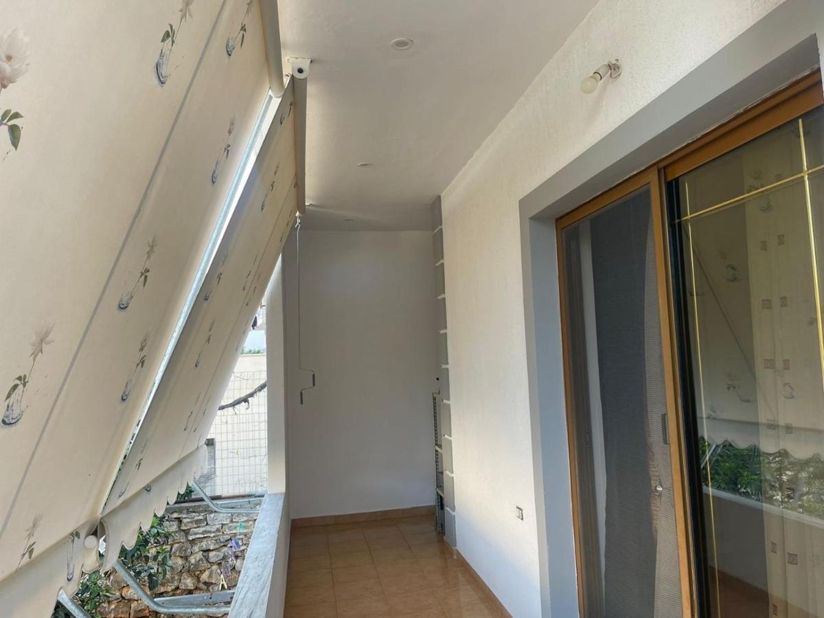 Green-Garden Apartmets ساراندا المظهر الخارجي الصورة