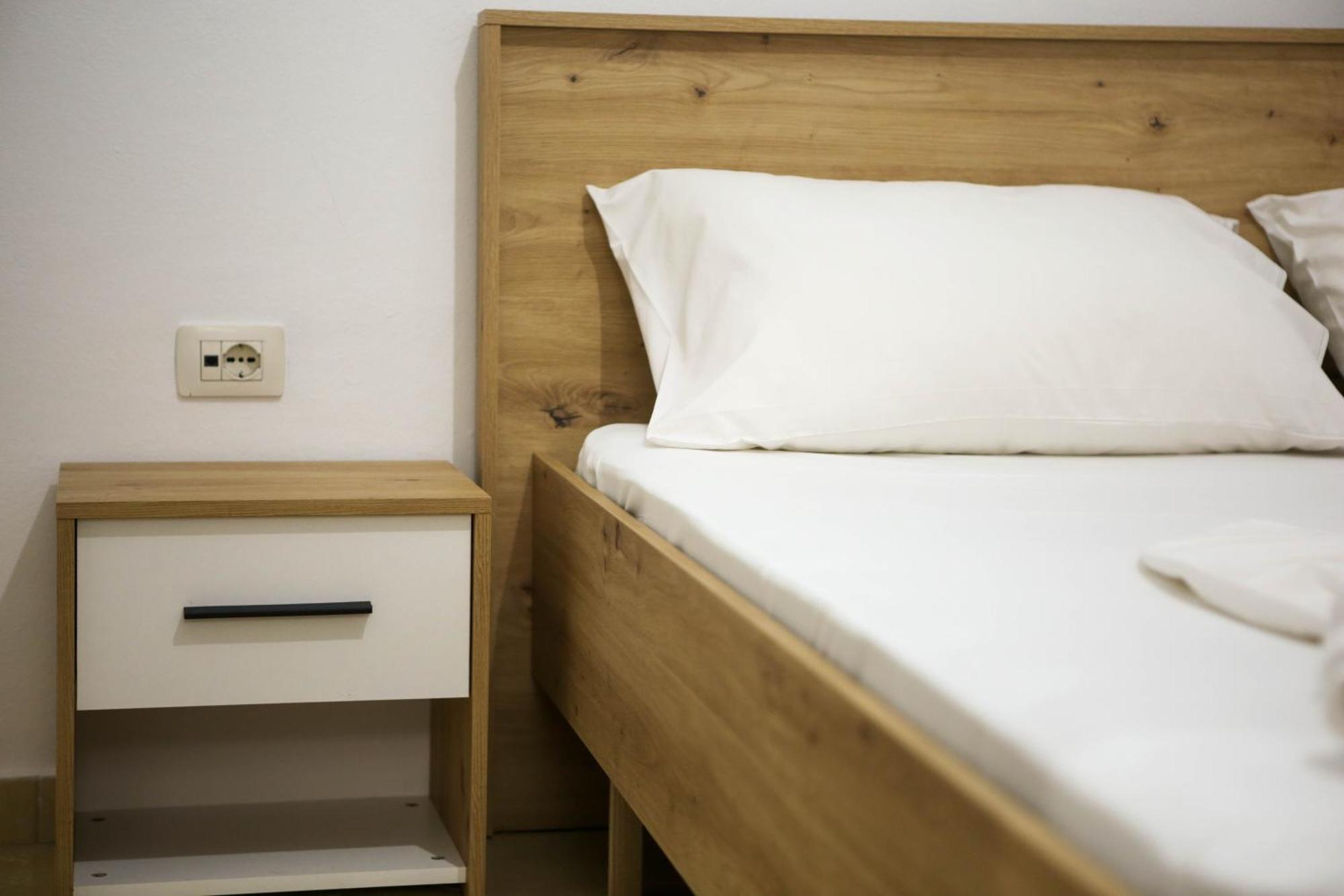 Green-Garden Apartmets ساراندا المظهر الخارجي الصورة